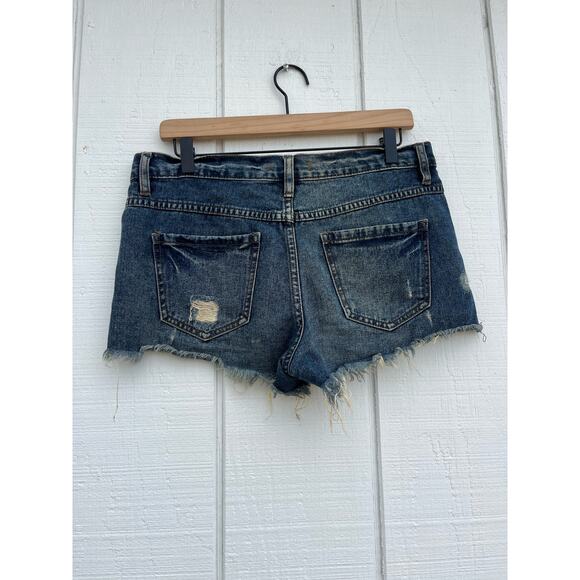 Free People‎ Women's Short Cut Off Distressed Button Fly Denim Shorts Size 26 - Picture 2 of 6